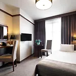 فندق غولدين توليب كراكوف سيتي سنتر 4*