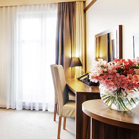 Hotel Golden Tulip Center Cracovia