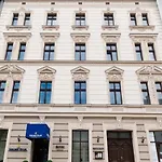 Golden Tulip Center Ξενοδοχείο Krasków