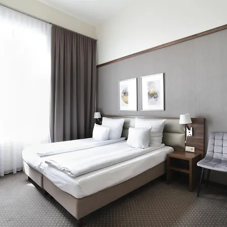 Golden Tulip Center 4* Cracovia