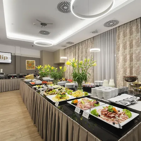 Готель Golden Tulip Center