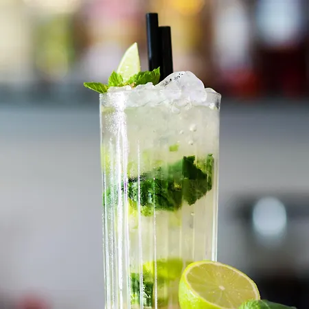 Hotel Golden Tulip Center