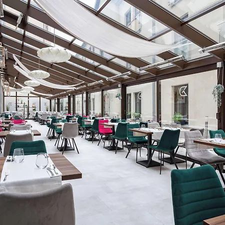 Golden Tulip Center 4* Краків