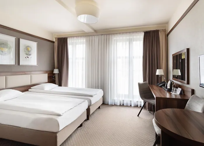 Golden Tulip Center Hotel