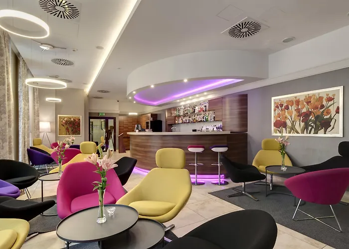 Golden Tulip Center Hotel