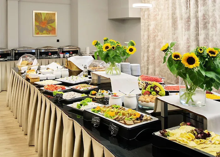 Golden Tulip Center 4*