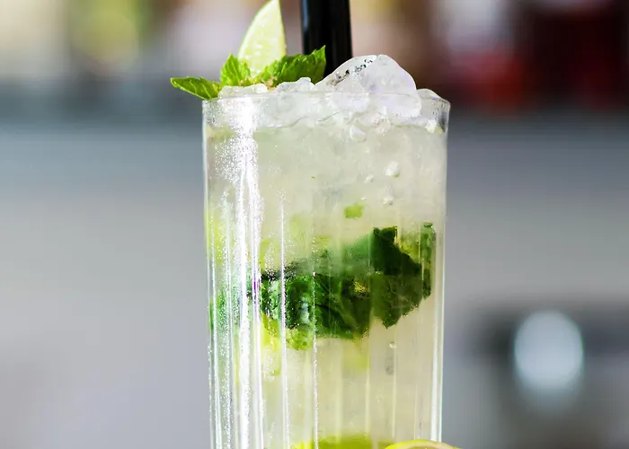 Hotel Golden Tulip Center