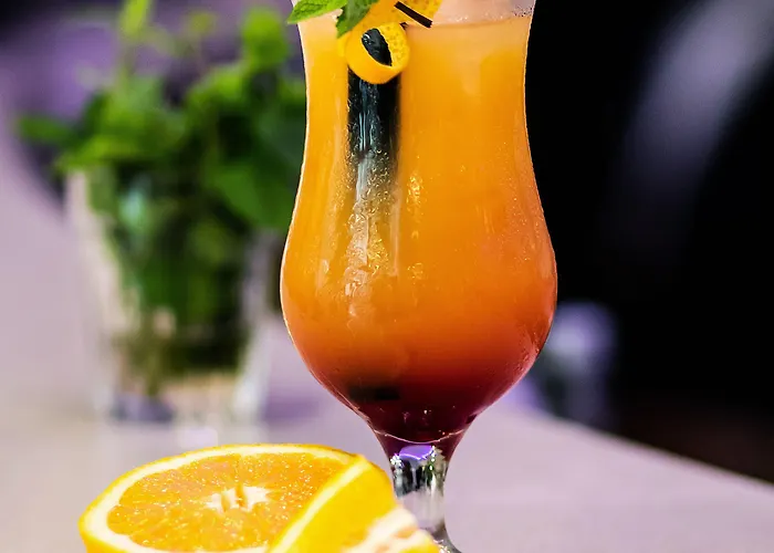 Hotel Golden Tulip Center