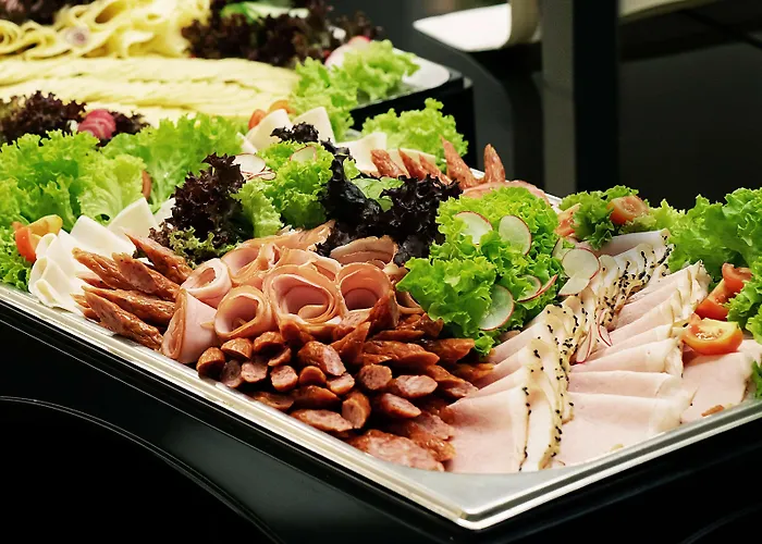 Golden Tulip Center Hotel 4*