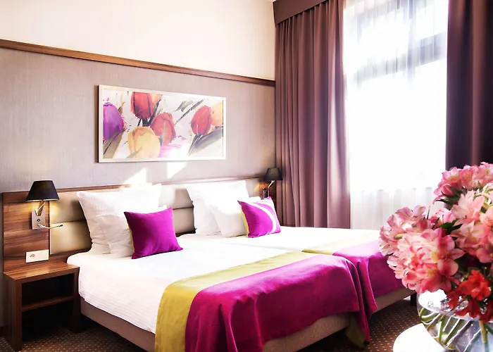 Hotel Golden Tulip Center