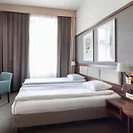 Golden Tulip Center Ξενοδοχείο 4*