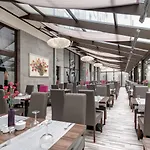 Ξενοδοχείο Golden Tulip Center Krasków