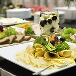 Ξενοδοχείο Golden Tulip Center Krasków