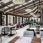 Golden Tulip Center Hotel 4*